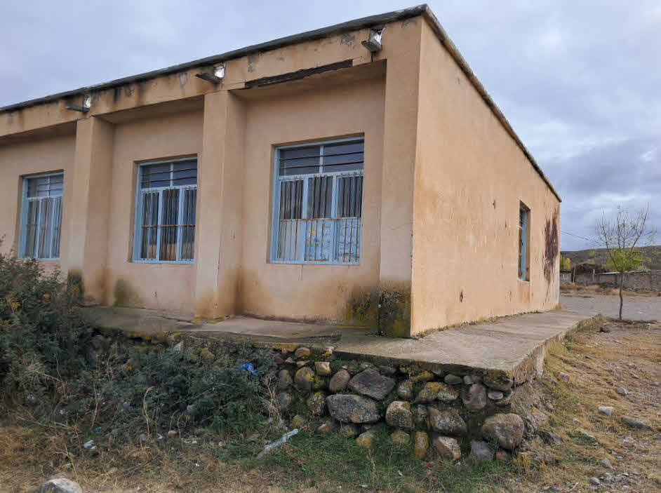 مشارکت در احداث مدرسه دو کلاسه باقرالعلوم روستای حاجیلو مشگین شهر