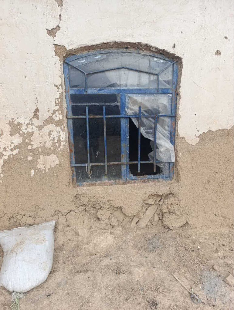 مشارکت در احداث مدرسه دو کلاسه شهید مصطفی خمینی روستای سرتنگ برزه